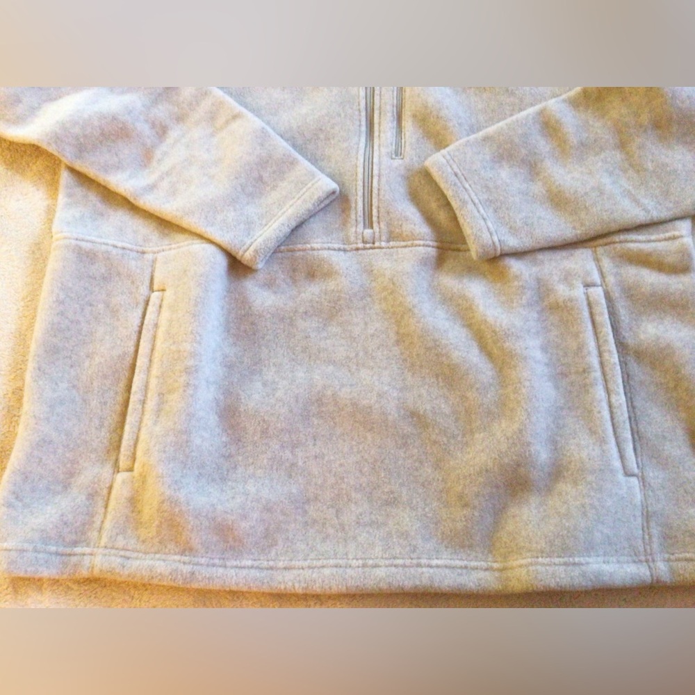 Patagonia Synchilla Off-White Fleece Half Zip pull over - Picture 4 of 10